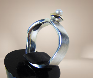 12 design golf ring mat 925 zilver 14k 585 goud parel beige achtergrond