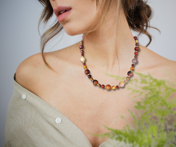 Aardetinten agaat ronde kralen ketting op dame