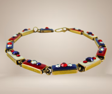 Anne koplik design armband strass email beige achtergrond  2