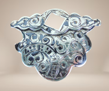 Antiek russische niello zilveren belt buckle riem gesp beige achtergrond 3