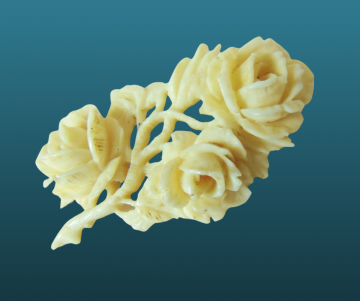 Antieke broche gesneden been roosjes 7