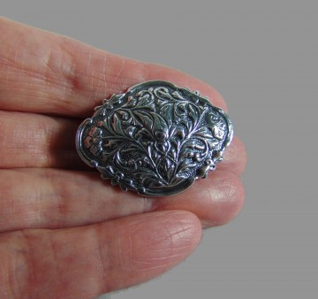 Antieke zilveren ovale ruitvorm art nouveau dichte broche 1