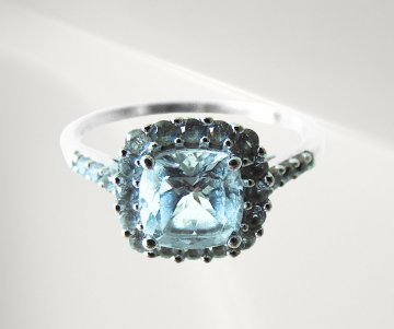 Aquamarijn en spinel entourage ring zilver pr