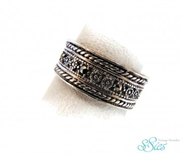 Brede zilver bandring bloempjes markasiet 3