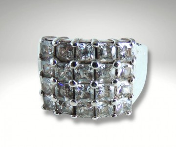 Brede zilveren ring pave vierkant zirkonia pr 3