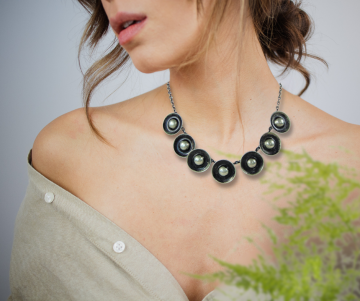 Eloxal aluminium disc oxidatie ketting choker op dame