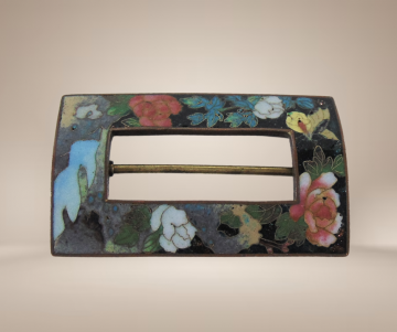 Email kleurige bloemen gesp antiek beige achtergrond 4