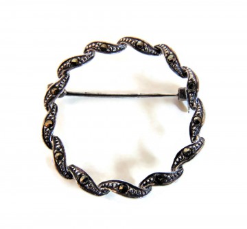 Golvende cirkel zilveren broche markasiet 2