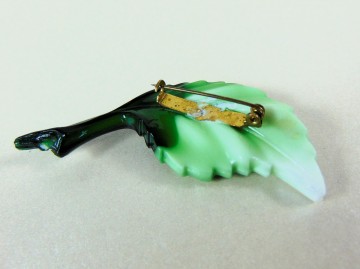 Groene hard plastic blad broche 5