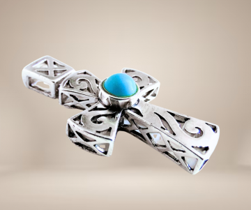 Groot zilver filigraan swirl kruis turquoise hanger beige achtergrond 4