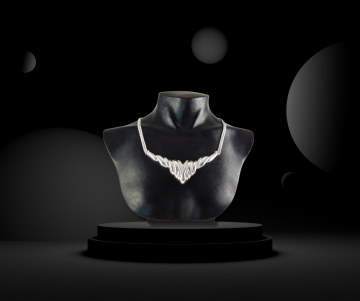 Grosse punt ketting zilver zwarte buste