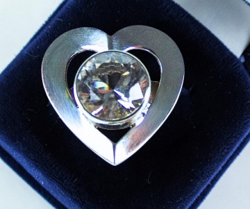 Grote modernist zilveren grote solitair steen hart ring blauw doosje 9