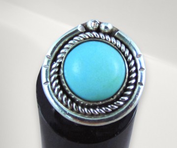 Grote ronde na navajo zilveren 3 parels boven ronde turquoise cabochon pr 3