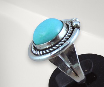 Grote ronde na navajo zilveren 3 parels boven ronde turquoise cabochon pr 4