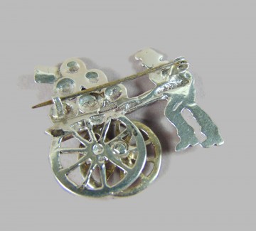 Grote zilveren mexico straatverkoper kar bewegend wiel broche 7