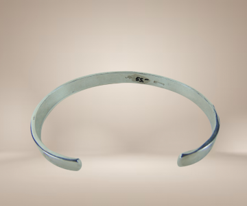 Hopi native american overlay zilver spang armband beige achtergrond 1