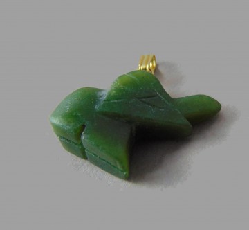 Jade gesneden olifant hanger 2