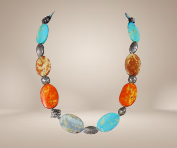 Kleurrijke ovale edelsteen verzilverde tussenkraal ketting ethnisch beige achtergrond 5