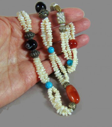 Lange barok parels carneool turquoise zwarte kralen ketting 1