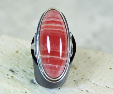 Lange roze rhodochrosiet  zilveren ring pr 2
