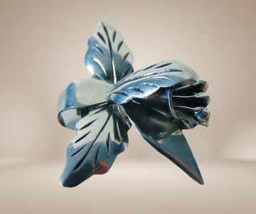 Mexico taxco zilveren iris broche toggle beige achtergrond 2