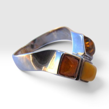 Modernist v amber zilveren ring pr 3