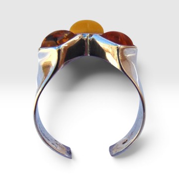 Modernist v amber zilveren ring pr 7