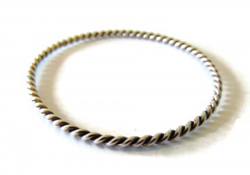 Native fijne draai zilveren armband 2