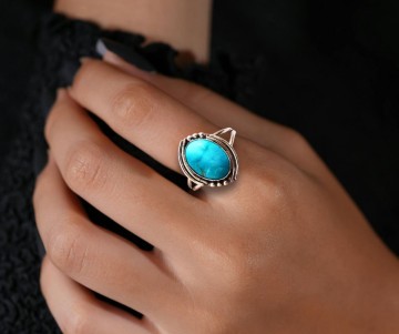Navajo strak geometrisch ruit turquoise zilver ring op hand
