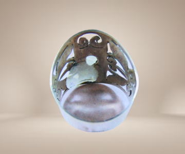 Nieuwe brede opengewerkte ring zilver 1 maansteen beige achtergrond 2