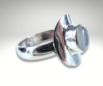 Nieuwe zilveren ring ovaal maansteen pr 2