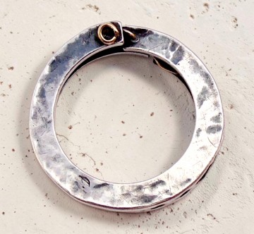 Platte gespleten brutalist modernist 14 k goud zilver gehamerde ring pr steen 2 0