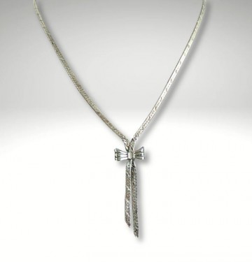 Platte schakel zilver strik ketting pt 2