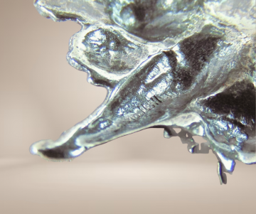 Timeless classics zilveren art nouveau cupido broche beige achtergrond 5