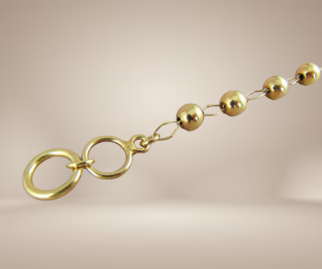 Vermeil verguld zilveren bolletjes schakel toggle armband beige achtergrond 4