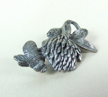 Vintage marjolein bastin tinnen bloem met bij broche 4