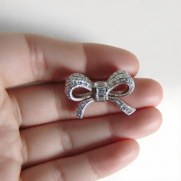 Zilveren diamant zirkonia strik hanger pr 3