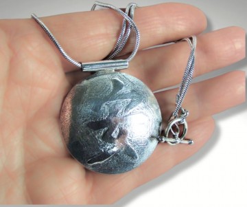 Zilveren ketting grote amulet hanger chinees innerlijke vrede teken pr 2