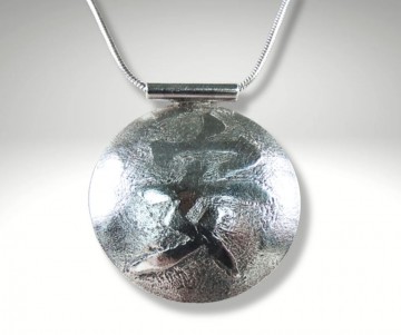 Zilveren ketting grote amulet hanger chinees innerlijke vrede teken pr